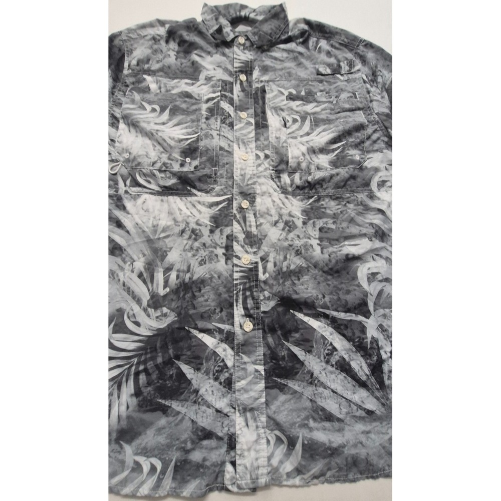 REEL Legends Men's black/gray floral print Shirt‎ Saltwater SS button up vented - Picture 3 of 16